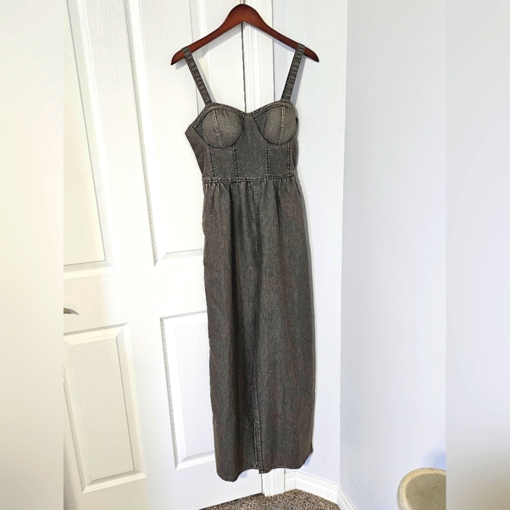 Wide leg jumper. Size M.